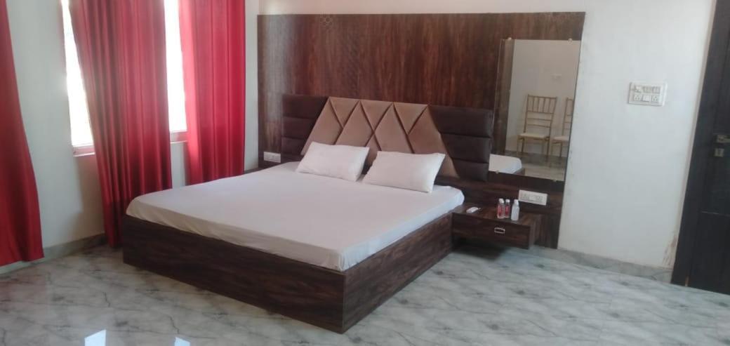 Kgf Villa Prayagraj Luaran gambar